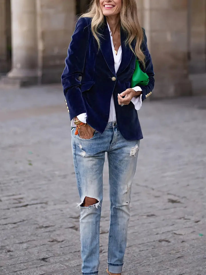 Women's Blazer – Fitted Single-Breasted Tailored