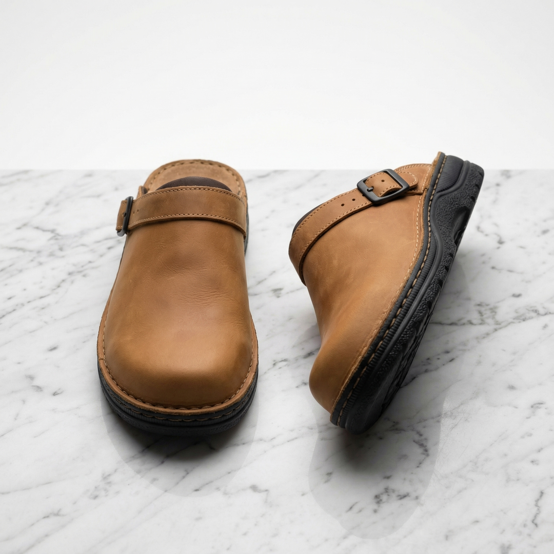 Women's Aria Leather Clogs in Dark Brown | Invictora.com