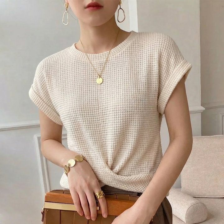 Women's Amber Waffle Knit Top in Pink | Invictora.com
