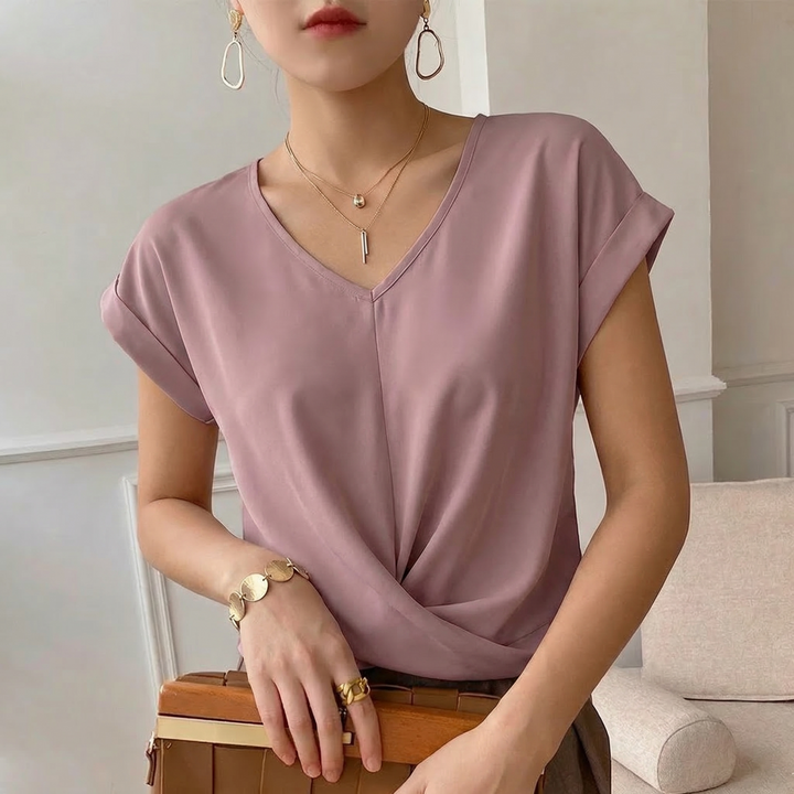 Women's Clara Heart Neckline Tee | Invictora.com