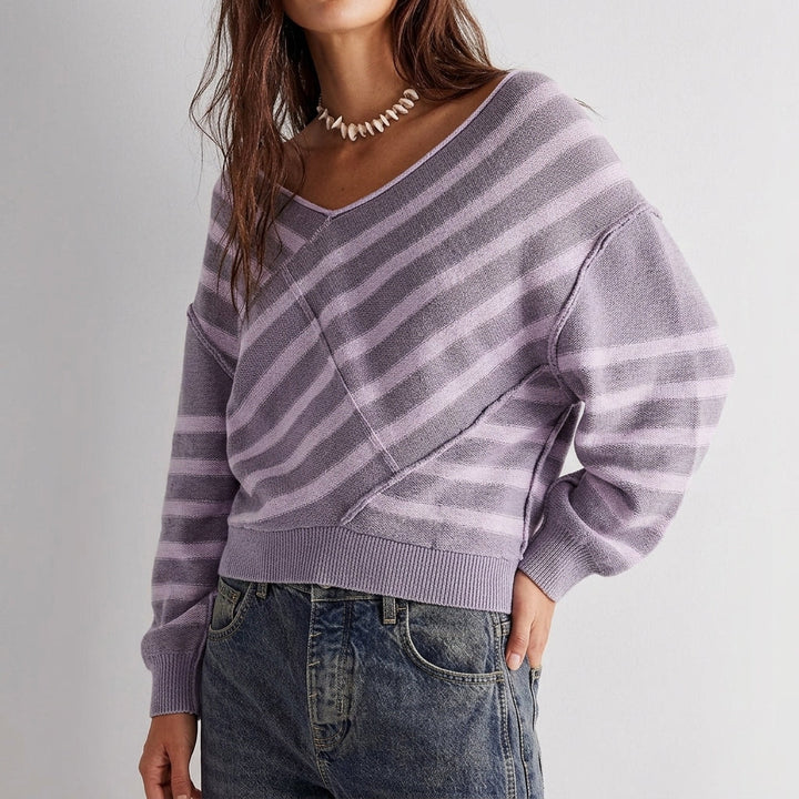 Women's Brooklyn Merino Pullover in Blue | Invictora.com