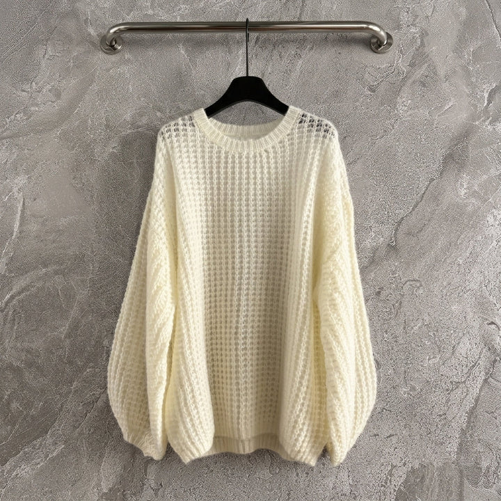 Women's Carmine Wool Pullover | Invictora.com