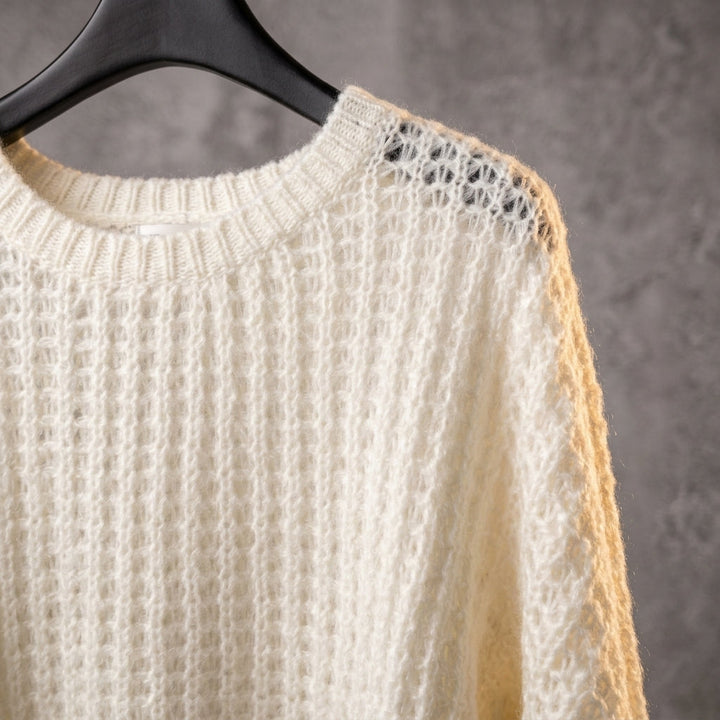 Women's Carmine Wool Pullover in Ivory | Invictora.com