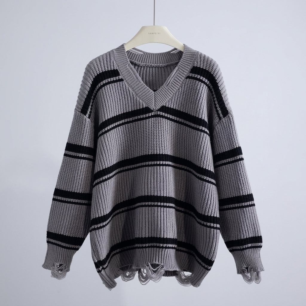Women's Harlow Wool Pullover in White | Invictora.com