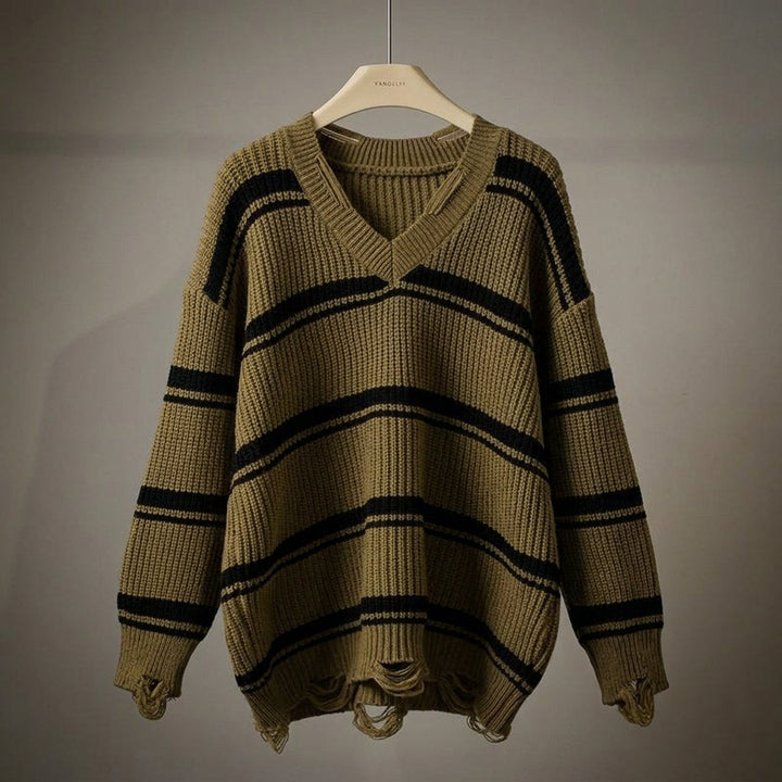 Women's Harlow Wool Pullover in White | Invictora.com