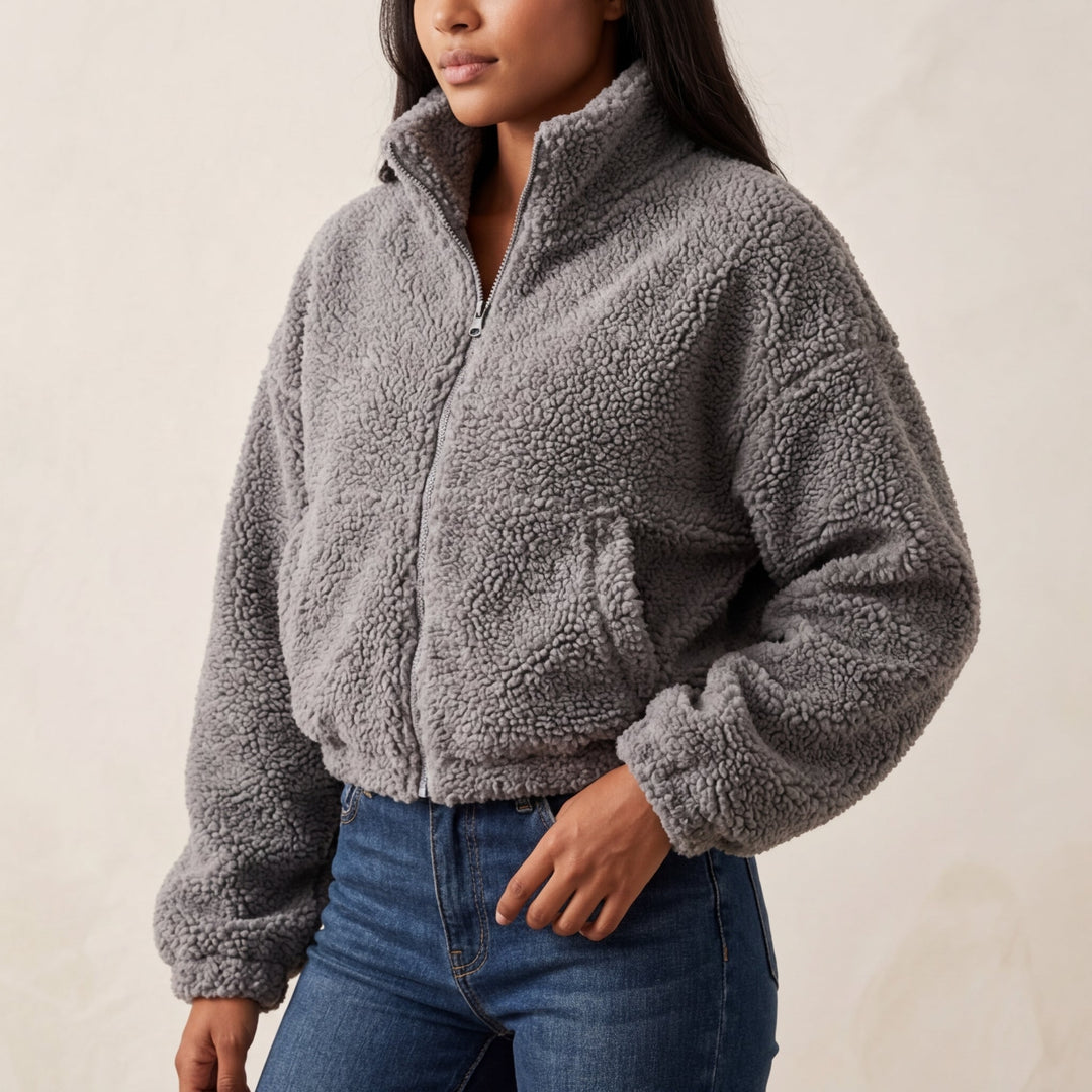 Women's Serafina Sherpa Fleece Jacket in Cream | Invictora.com