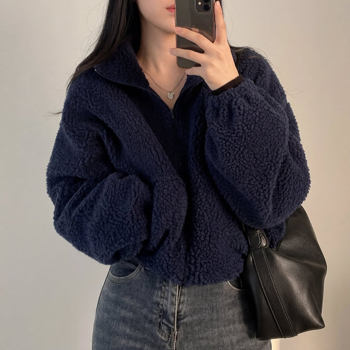Women's Serafina Sherpa Fleece Jacket in Cream | Invictora.com