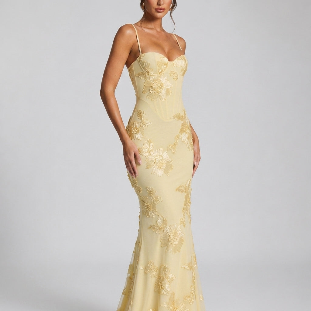 Women's Isla Floral Maxi Dress product image | Invictora.com