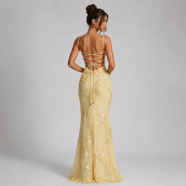 Women's Isla Floral Maxi Dress product image | Invictora.com