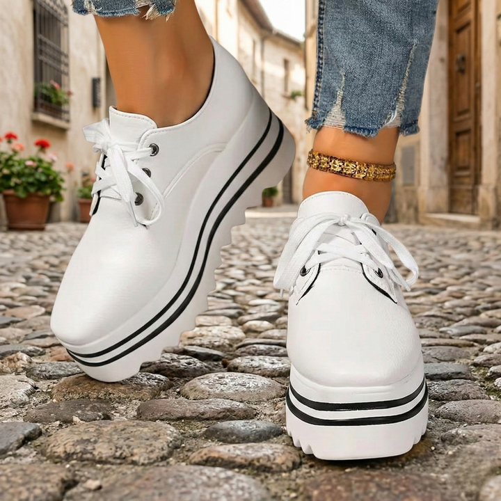Women's Elara Orthopedic Oxford Shoes product image | Invictora.com