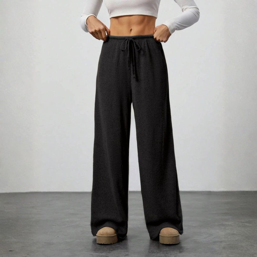 Women's Lila Lounge Pants in Taupe | Invictora.com