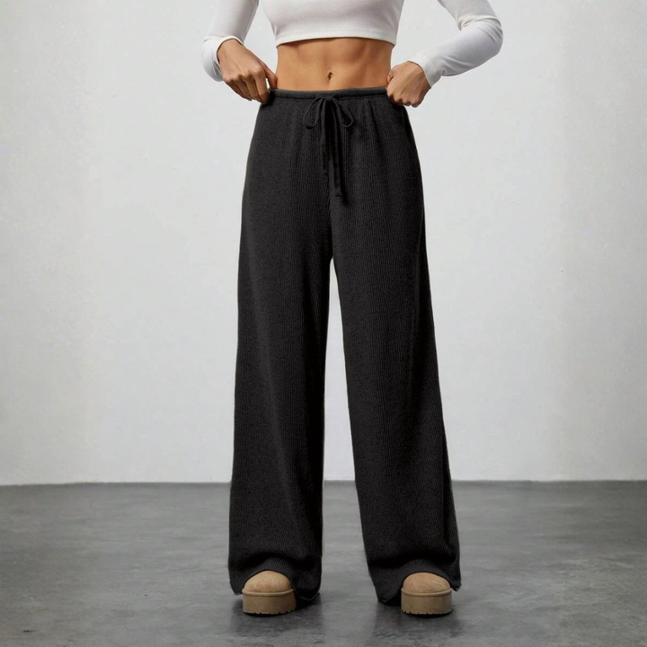 Women's Lila Lounge Pants in Taupe | Invictora.com