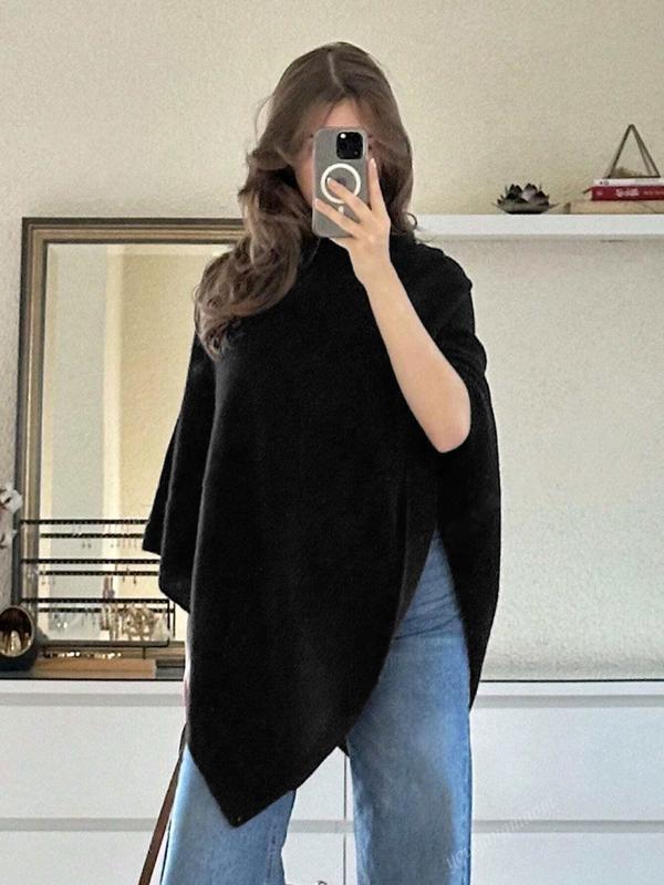 Women's Élise Knit Cape in Ivory | Invictora.com