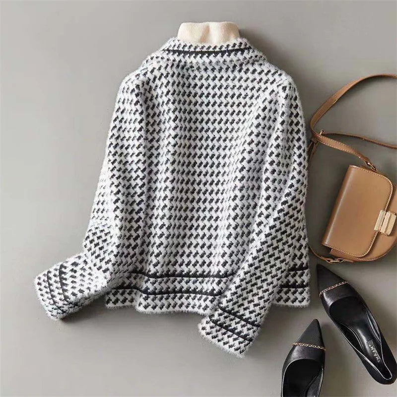 Women's Valencia Ladies Cashmere Jacket in White | Invictora.com
