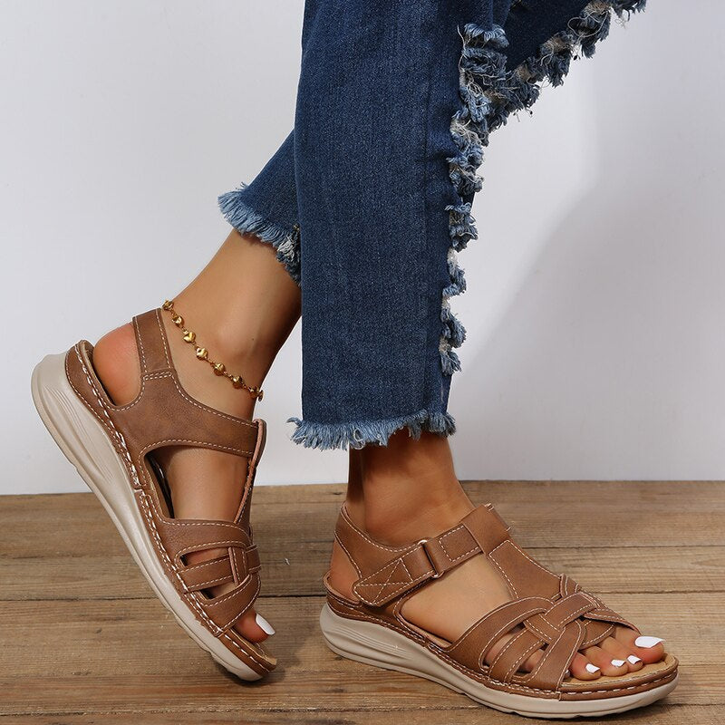 Women's Supportive Walking Sandals – Comfort Fit in Black | Invictora.com