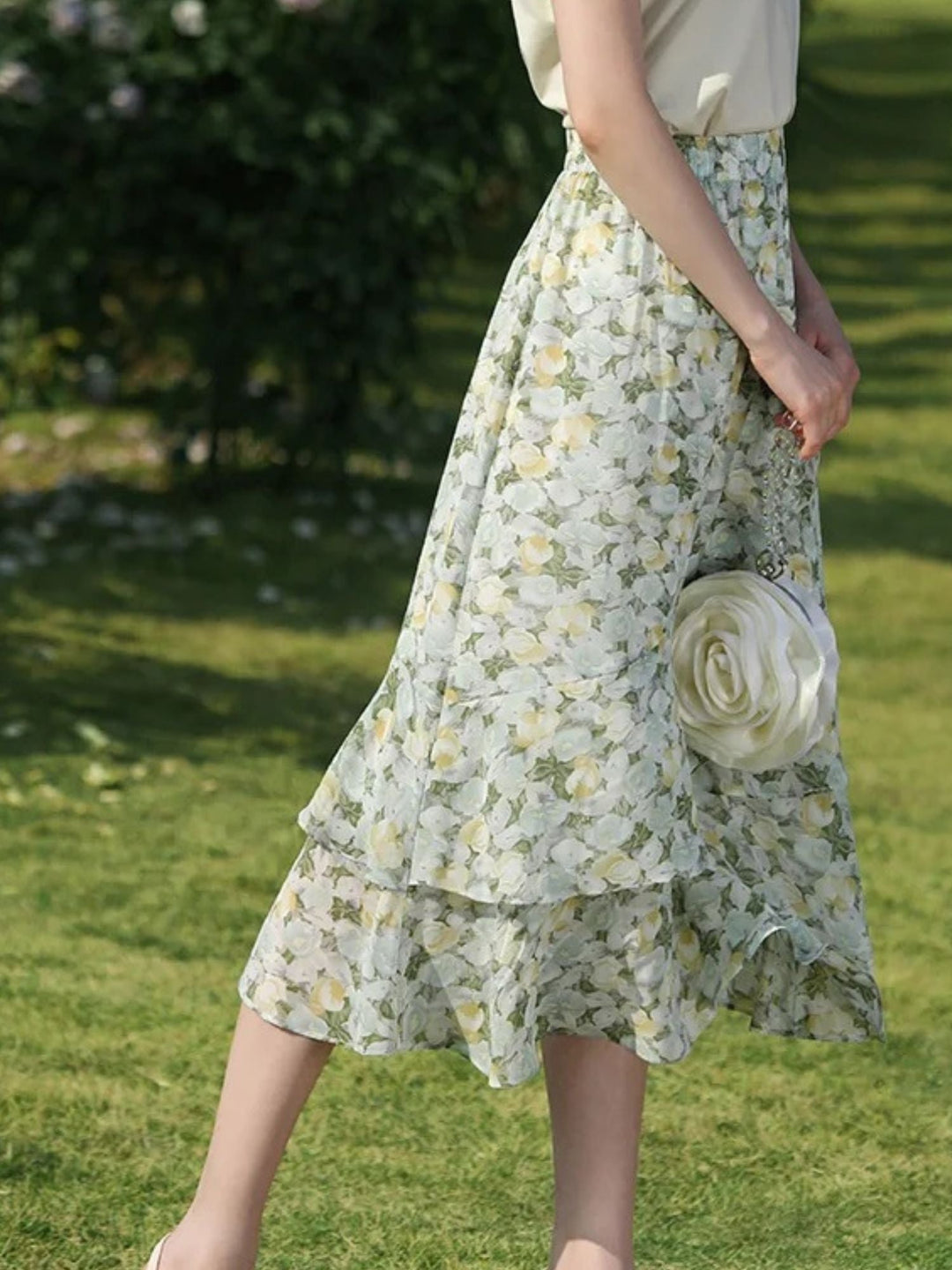 Women's Floral Chiffon Midi Skirt | Invictora.com