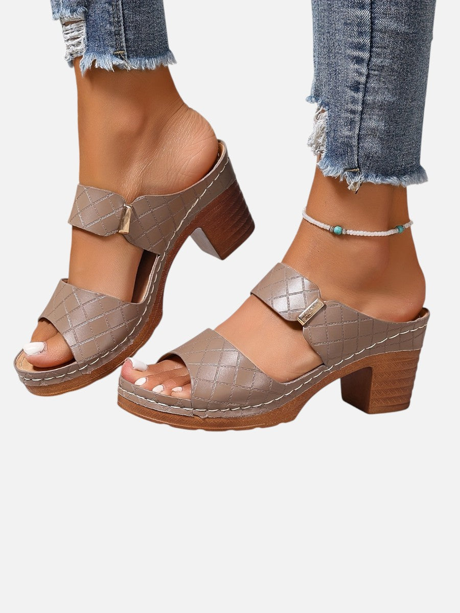 Women's Comfort Block Heel Sandals – Quilted Leather Look in Wine Red | Invictora.com