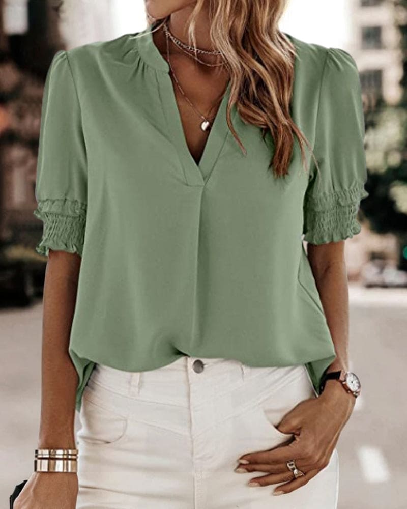 Women's Roselle – Vibrant Puff Sleeve Blouse in Deep Pink | Invictora.com
