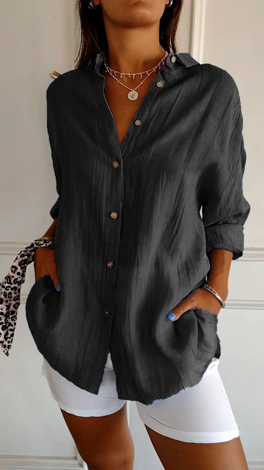 Women's Sabine Linen Shirt in Khaki | Invictora.com