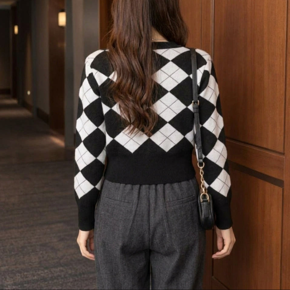 Women's Knit Cardigan – Cropped Argyle V-Neck