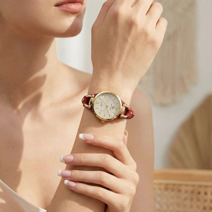 Women's Chloe - Elegant Quartz Watch | Invictora.com