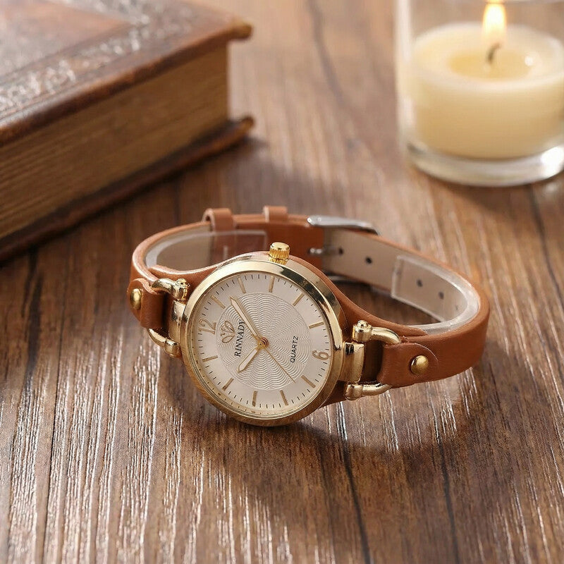 Women's Chloe - Elegant Quartz Watch in Chestnut Brown | Invictora.com
