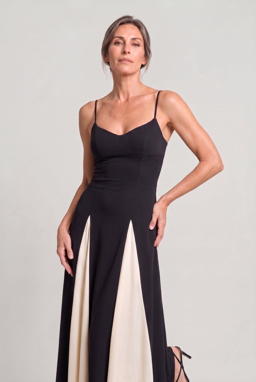 Women's Spaghetti Strap Contrast Colour Maxi Dress product image | Invictora.com