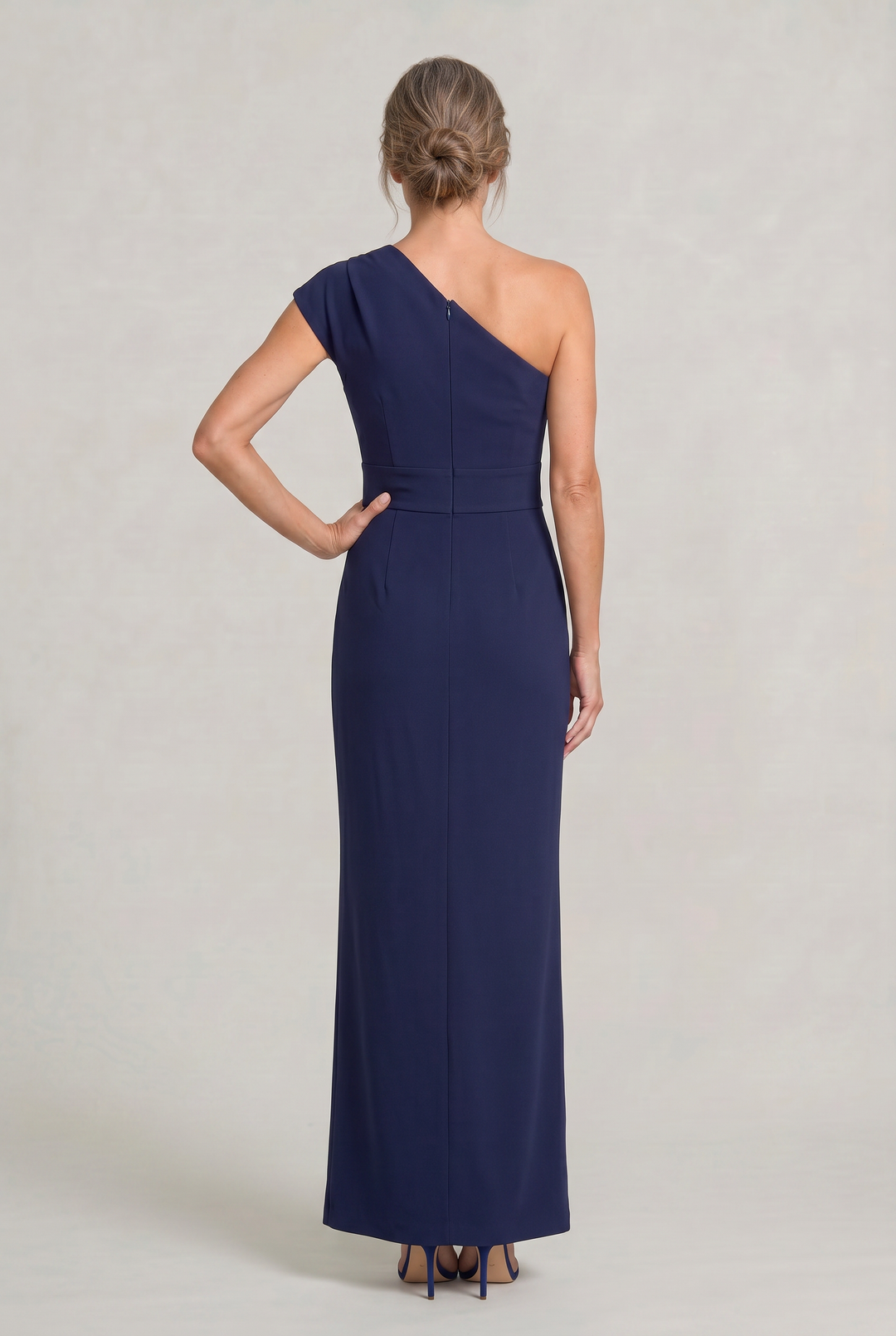 Women's One-Shoulder Maxi Evening Dress - Asymmetric Neckline in Black | Invictora.com