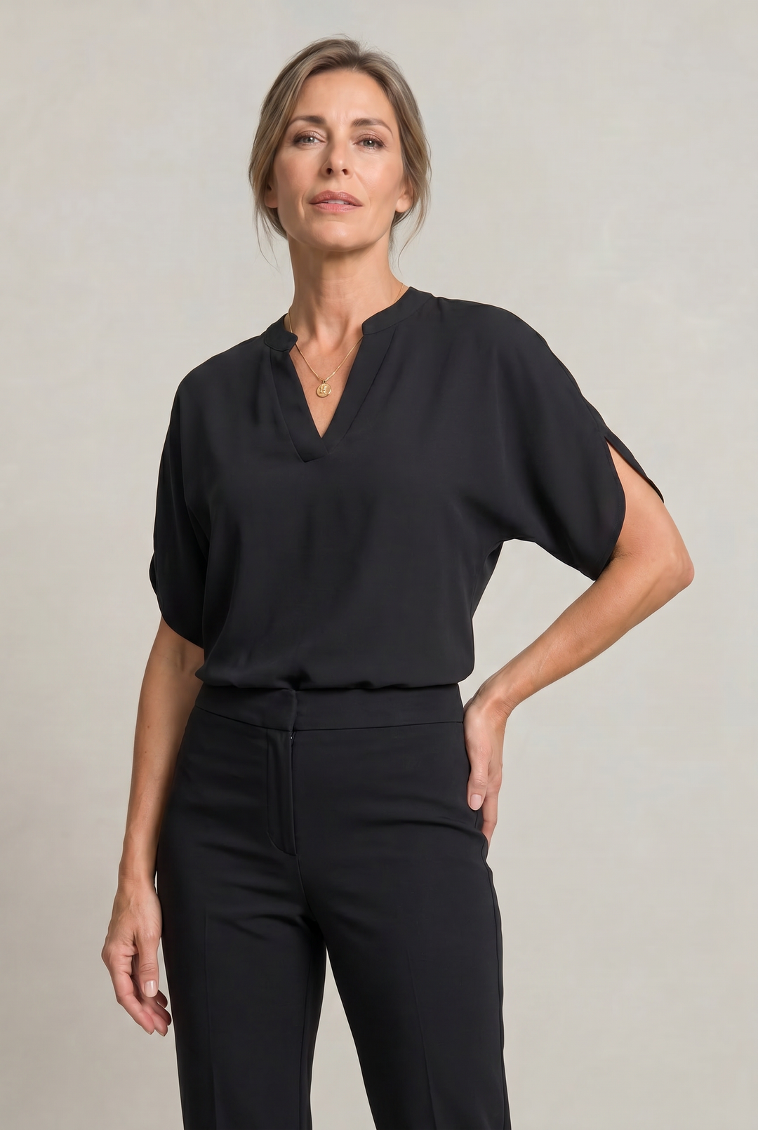 Women's V-neck Summer Top in Light Pink | Invictora.com