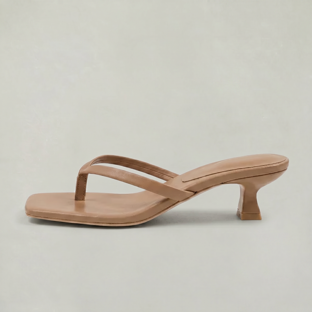 Women's Soleil Kitten Heel Sandals in Black | Invictora.com