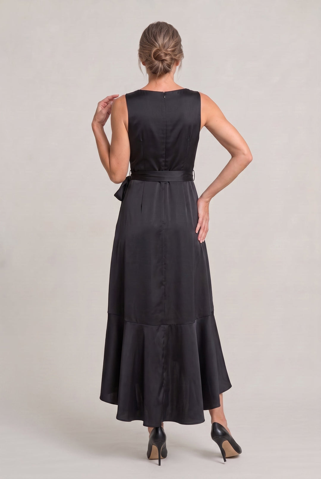 Women's Elegant Sleeveless Wrap Midi Dress product image | Invictora.com