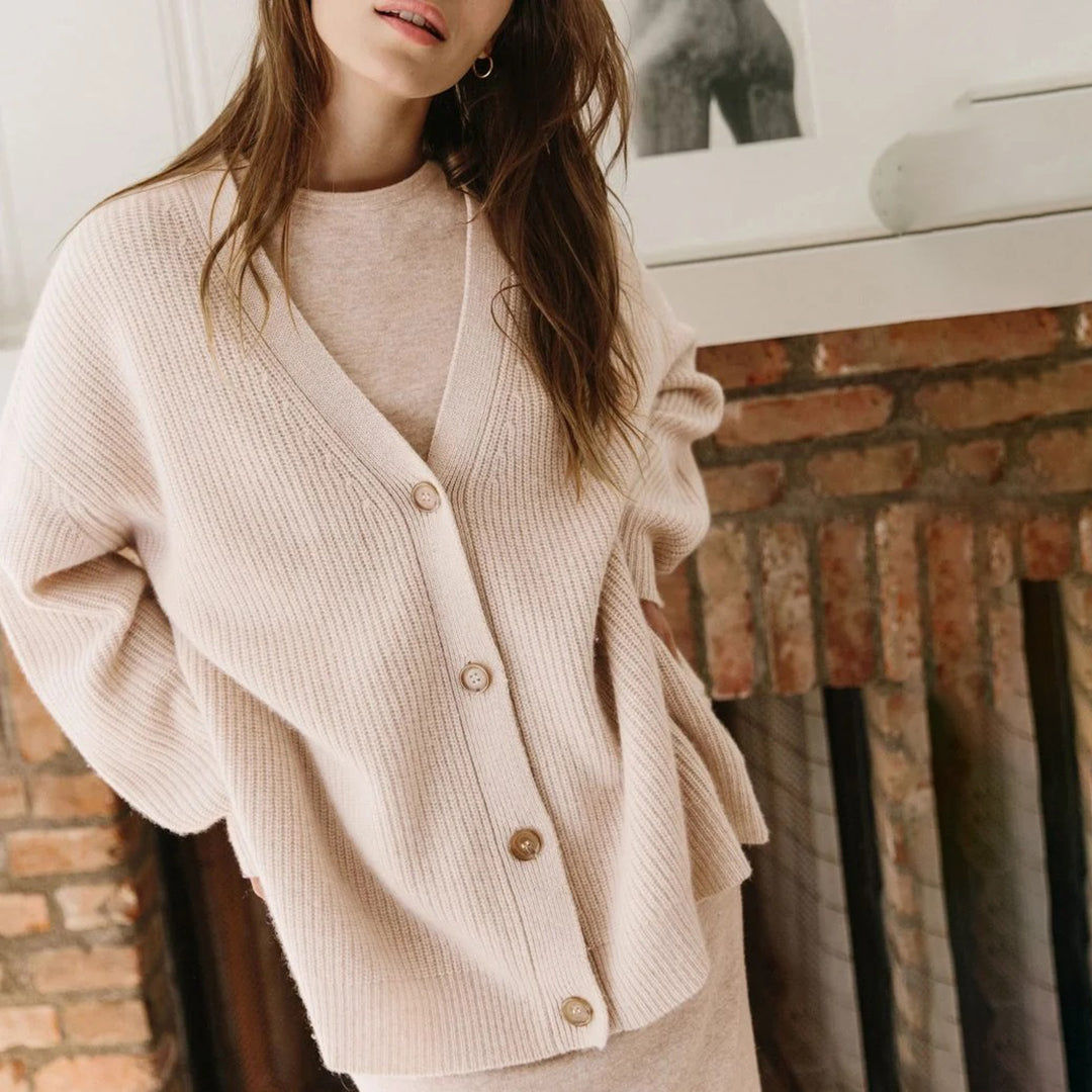 Women's Cardigan – Oversized Rib Knit