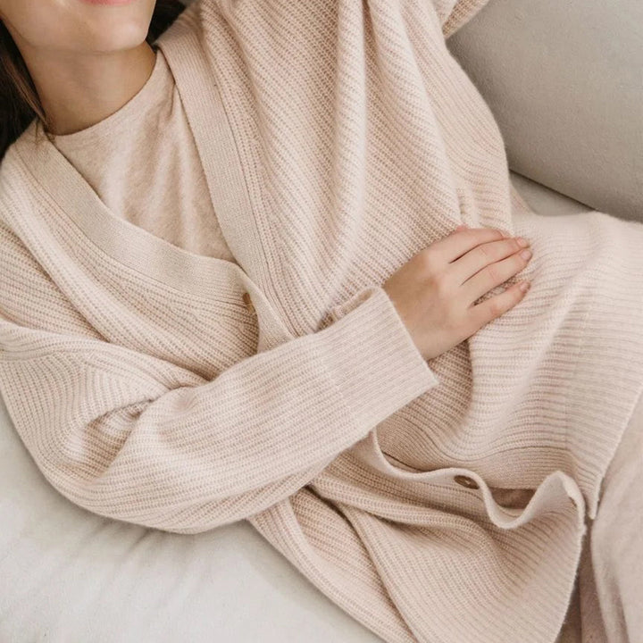 Women's Cardigan – Oversized Rib Knit