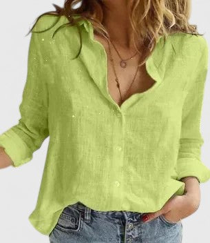 Women's Evelyn – Romantic Botanical V-Neck Floral Blouse in Black | Invictora.com