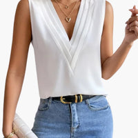 Women's Solenne – Elegant V-Neck Sleeveless Draped Blouse