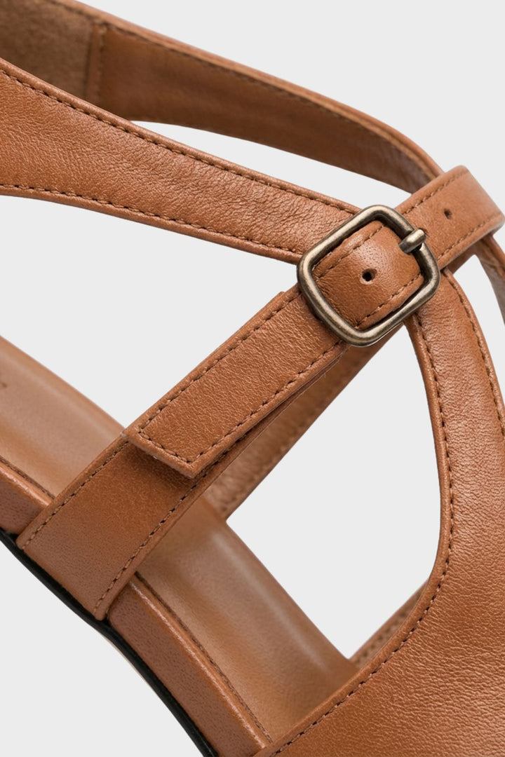 Women's Bellamy Leather Pumps product image | Invictora.com