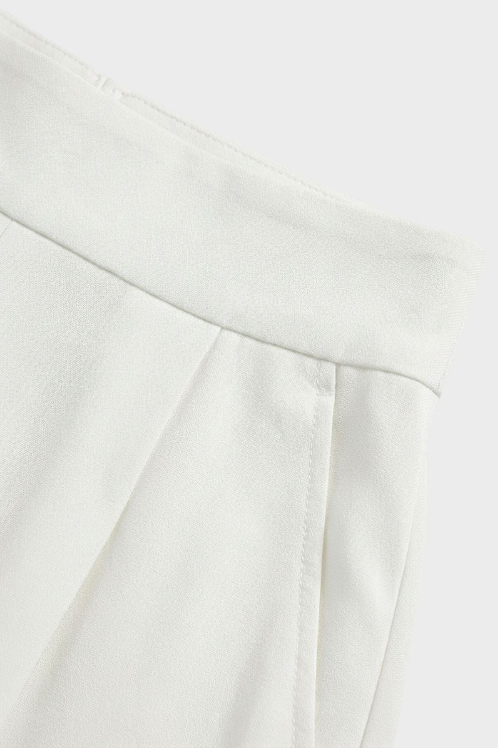 Women's Delphine Wide Leg Jumpsuit in White | Invictora.com