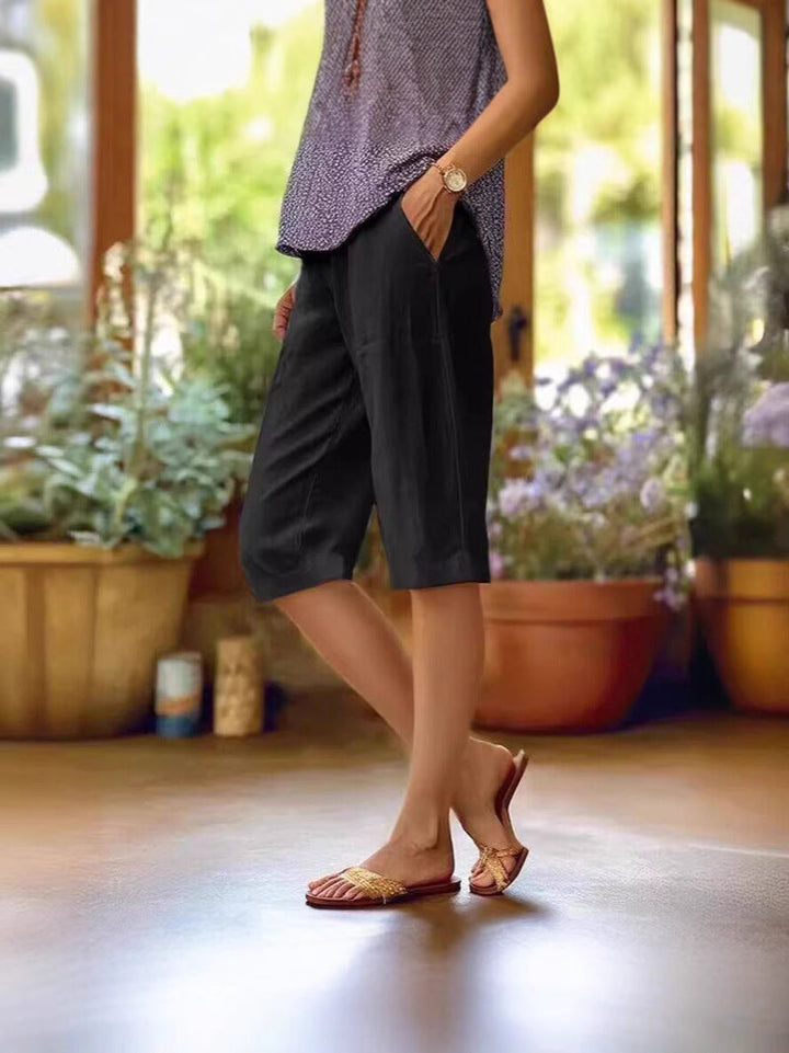 Women's Relaxed Linen Capri Pants with Side Pockets product image | Invictora.com