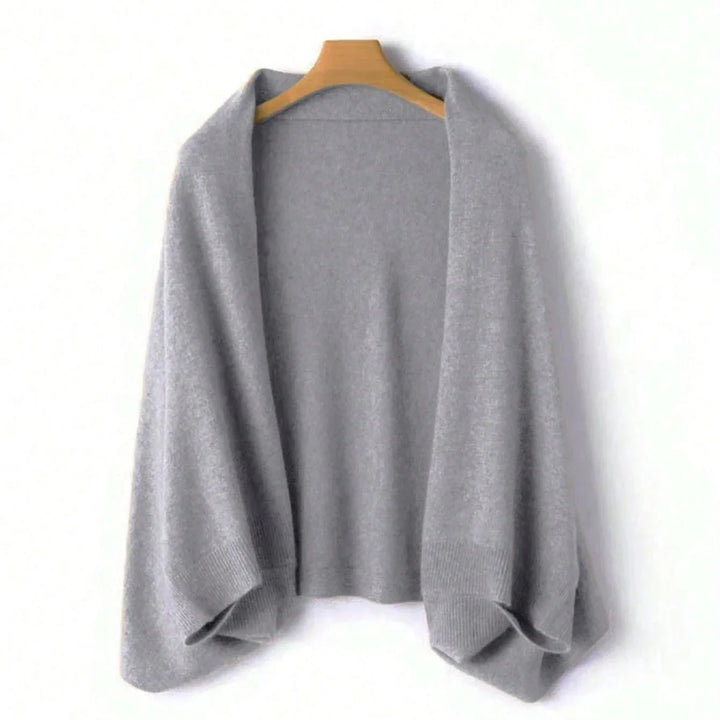 Women's Aurelia Wool Shawl in Cream | Invictora.com