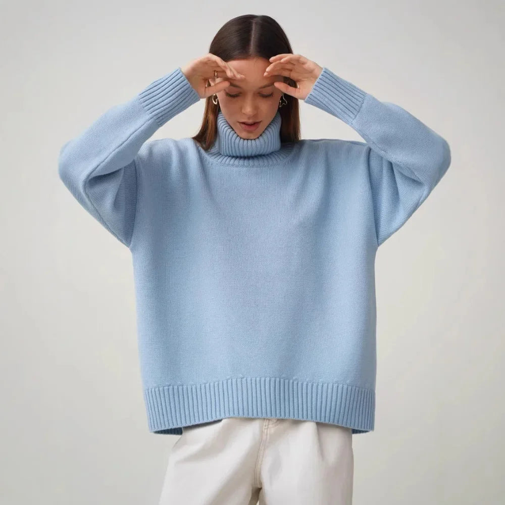 Women's Sienna Soft Turtleneck | Invictora.com
