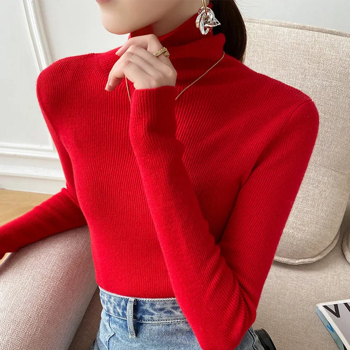 Women's Camille Cashmere Turtleneck in Ivory Pearl | Invictora.com