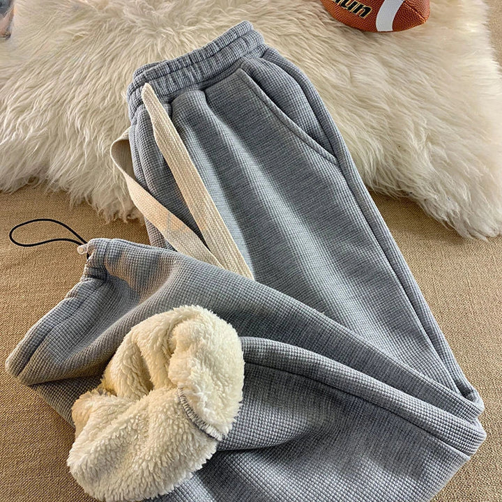 Women's Aria Fleece-Lined Lounge Pants product image | Invictora.com