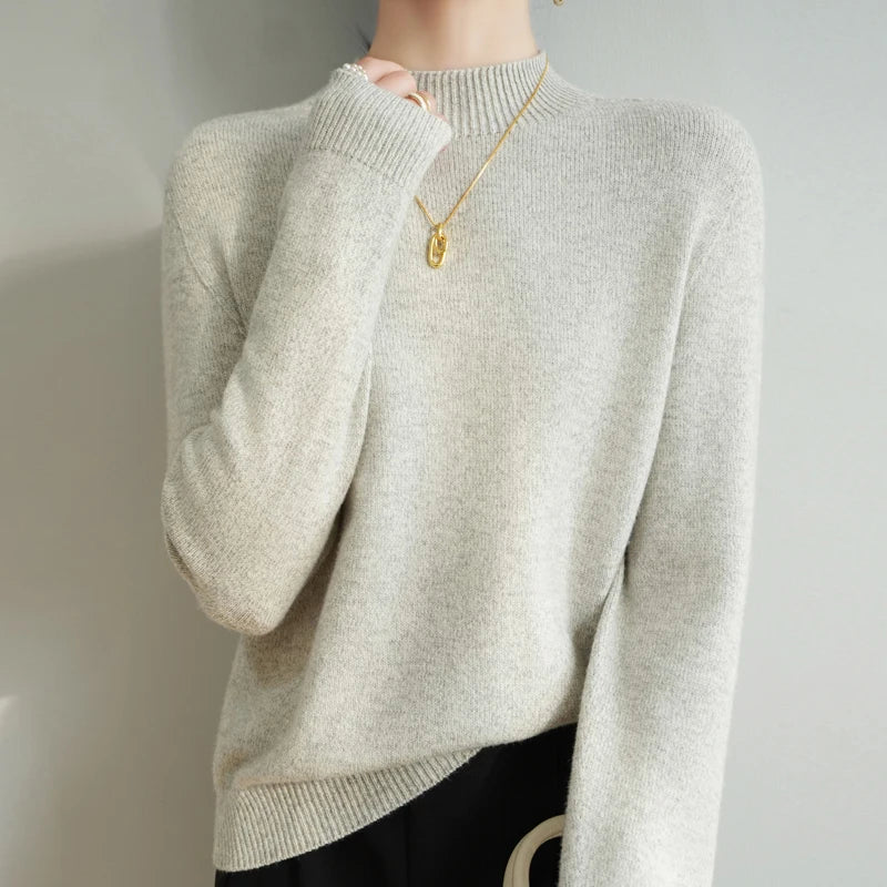 Women's Luna Merino Mock Neck | Invictora.com