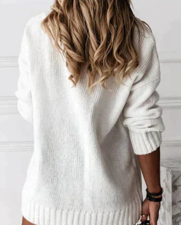 Women's Jumper – Relaxed Fit Classic Knit