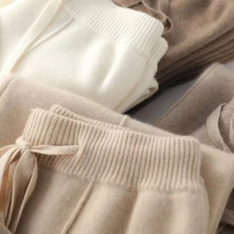 Women's Siena Merino Knit Trousers | Invictora.com