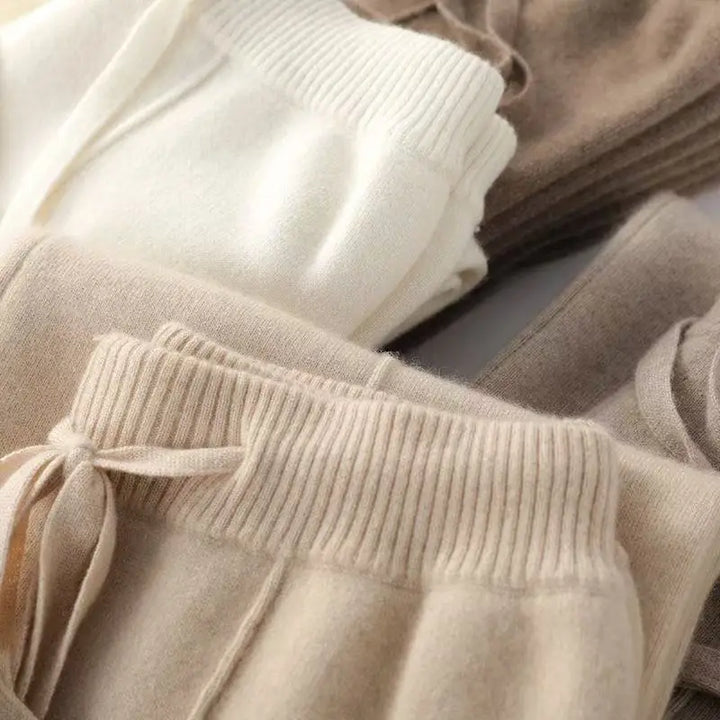 Women's Siena Merino Knit Trousers | Invictora.com