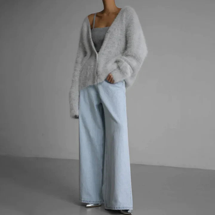 Women's Knit Cardigan – Relaxed Knit V-Neck And Button-Up