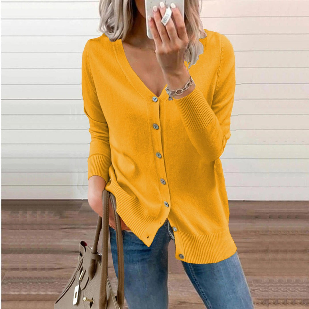 Women's Knit Cardigan – V-Neck And Ribbed Cuffs