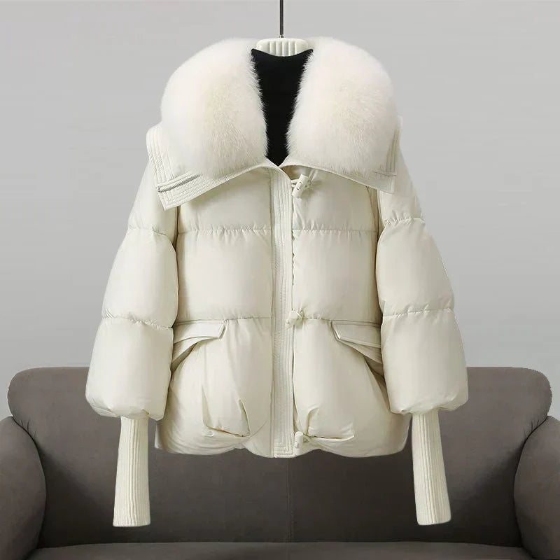 Women's Indi - Elegant coat in White | Invictora.com