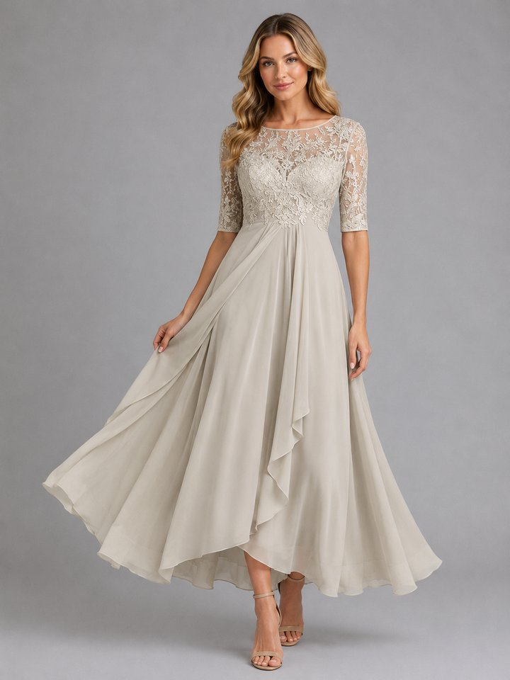 Women's Genevieve Lace Midi Dress in Blue | Invictora.com